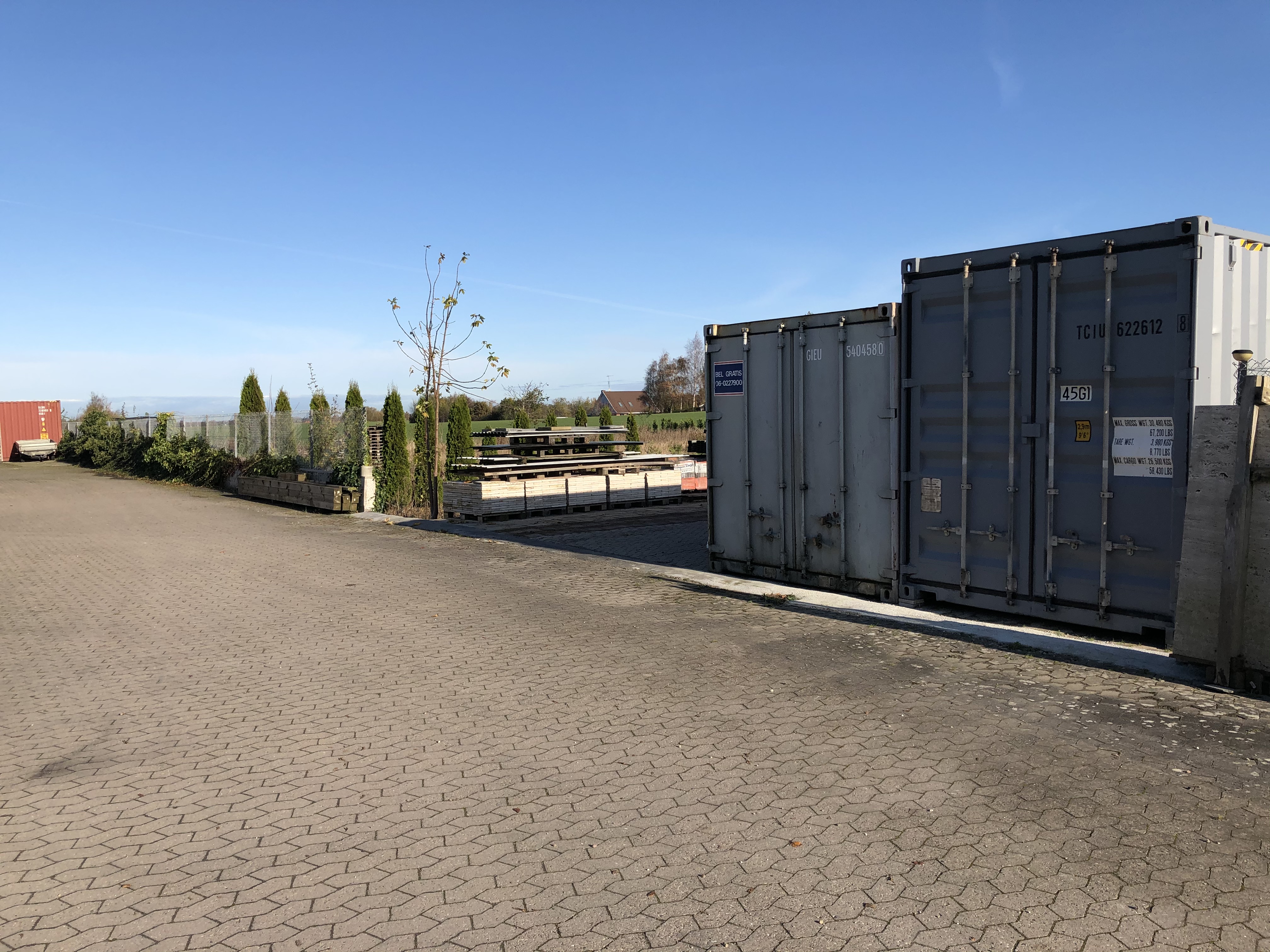 Container